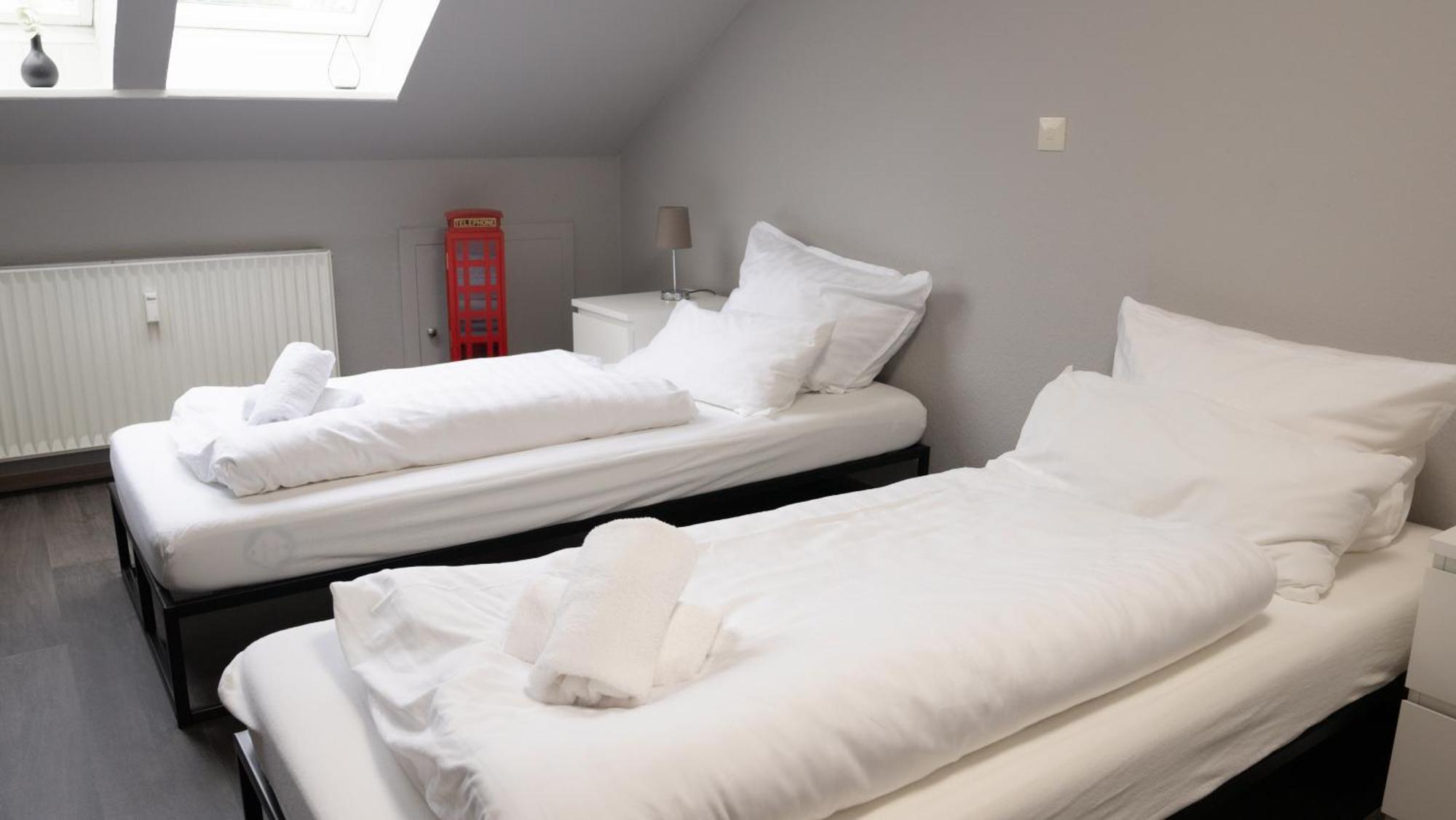 Remark Studios - Wohnung Fuer 6 In Grossburgwedel Экстерьер фото