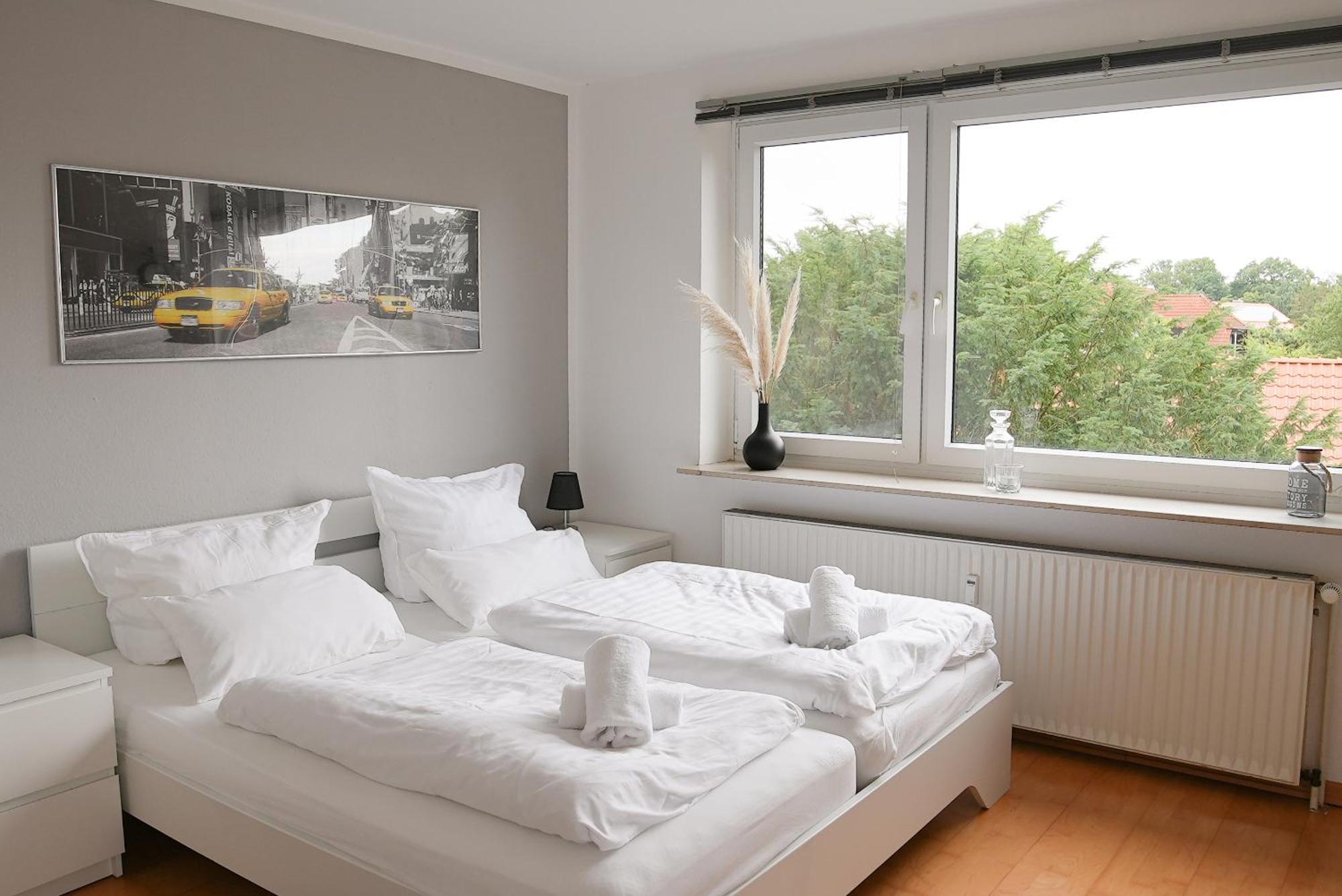 Remark Studios - Wohnung Fuer 6 In Grossburgwedel Экстерьер фото